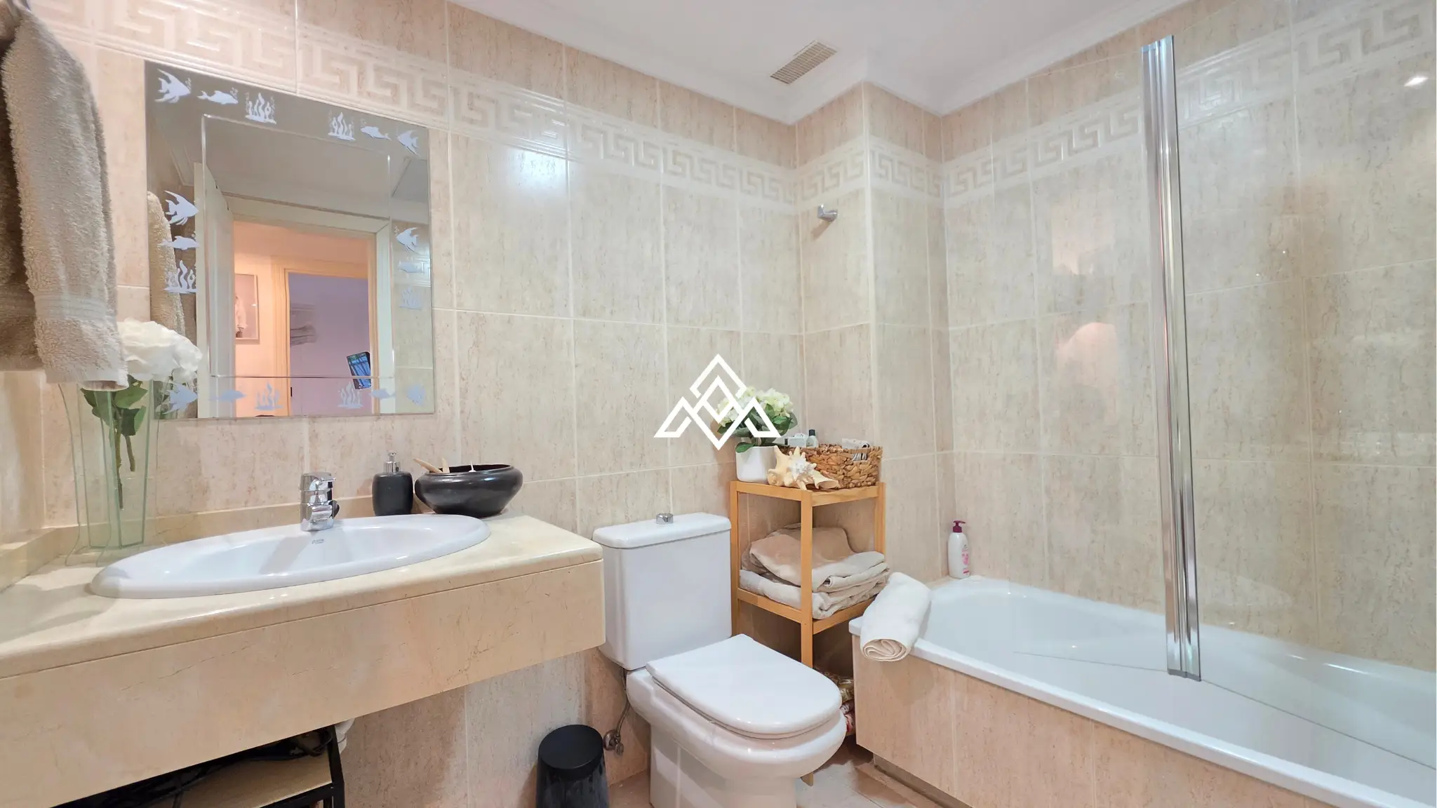 Exclusive Golden Mile Garden Apartment with private garden, terrace and 24h security. Prime Spain real estate in Marbella near the beach.