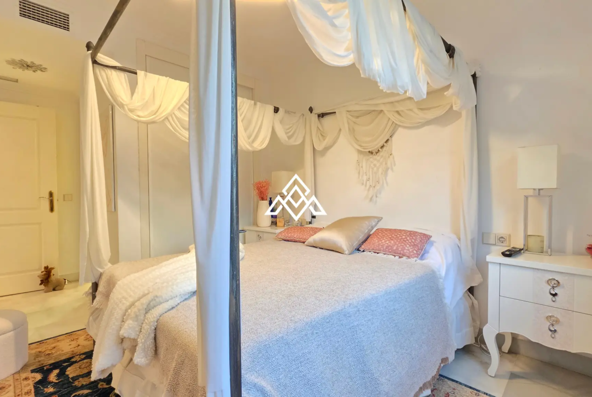 Exclusive Golden Mile Garden Apartment with private garden, terrace and 24h security. Prime Spain real estate in Marbella near the beach.