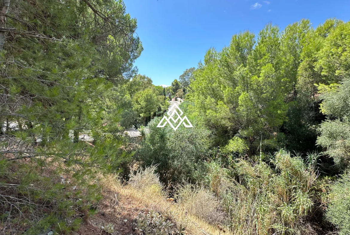 Valtocado urban plot in Mijas with panoramic sea views, up to 5,000 m² of land and residential building potential. Prime Spain real estate opportunity.