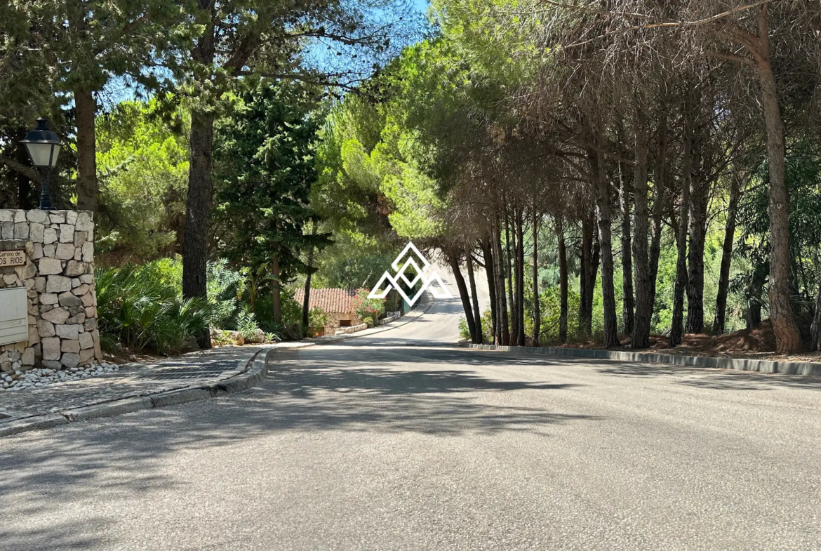 Valtocado urban plot in Mijas with panoramic sea views, up to 5,000 m² of land and residential building potential. Prime Spain real estate opportunity.