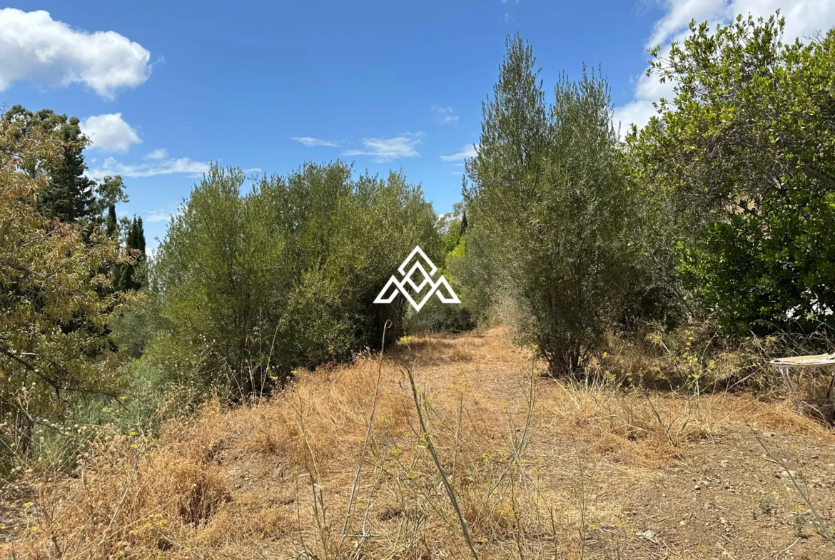 Valtocado urban plot in Mijas with panoramic sea views, up to 5,000 m² of land and residential building potential. Prime Spain real estate opportunity.