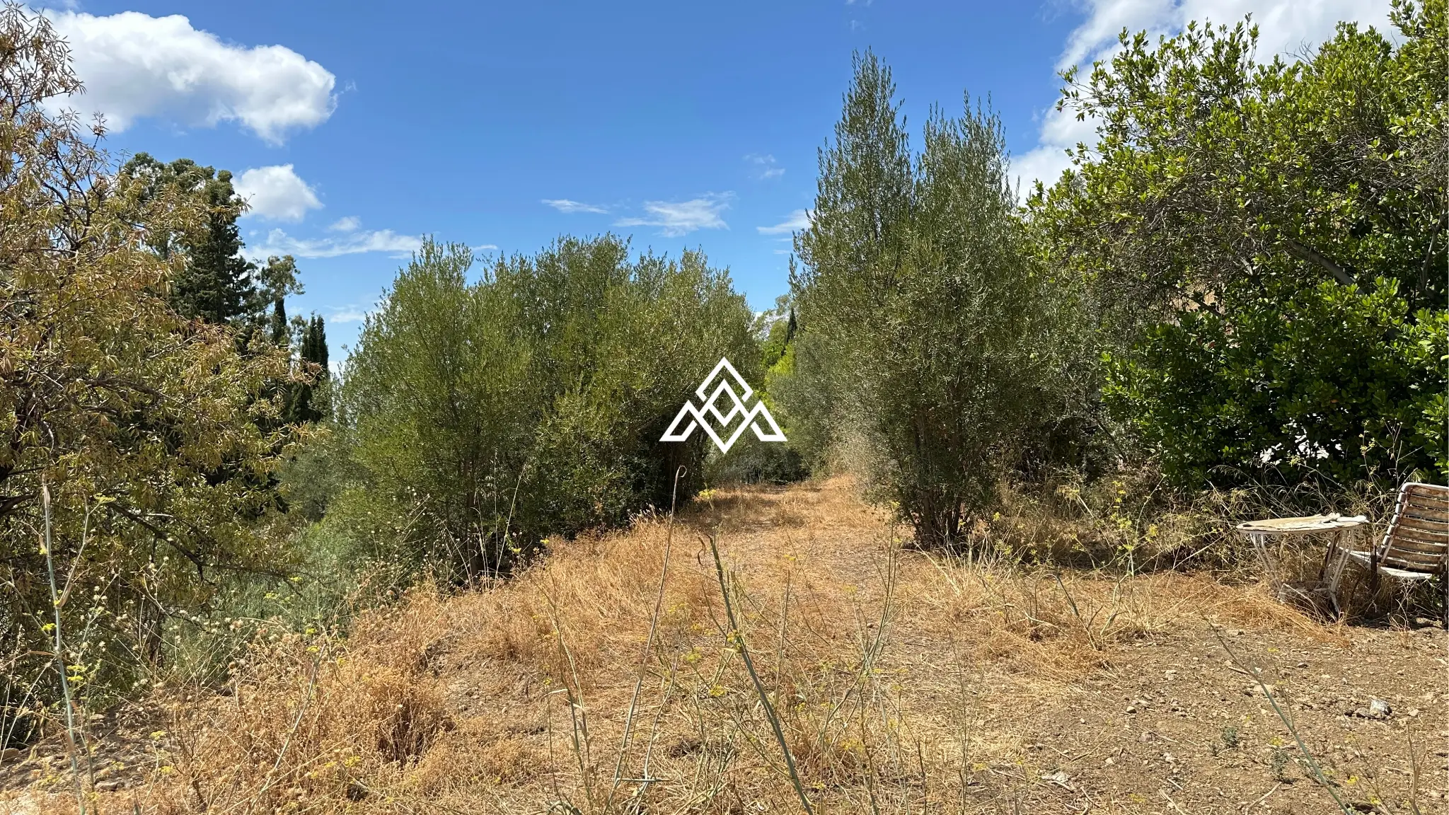 Valtocado urban plot in Mijas with panoramic sea views, up to 5,000 m² of land and residential building potential. Prime Spain real estate opportunity.