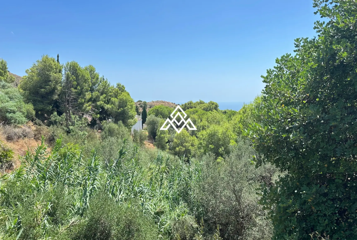 Valtocado urban plot in Mijas with panoramic sea views, up to 5,000 m² of land and residential building potential. Prime Spain real estate opportunity.