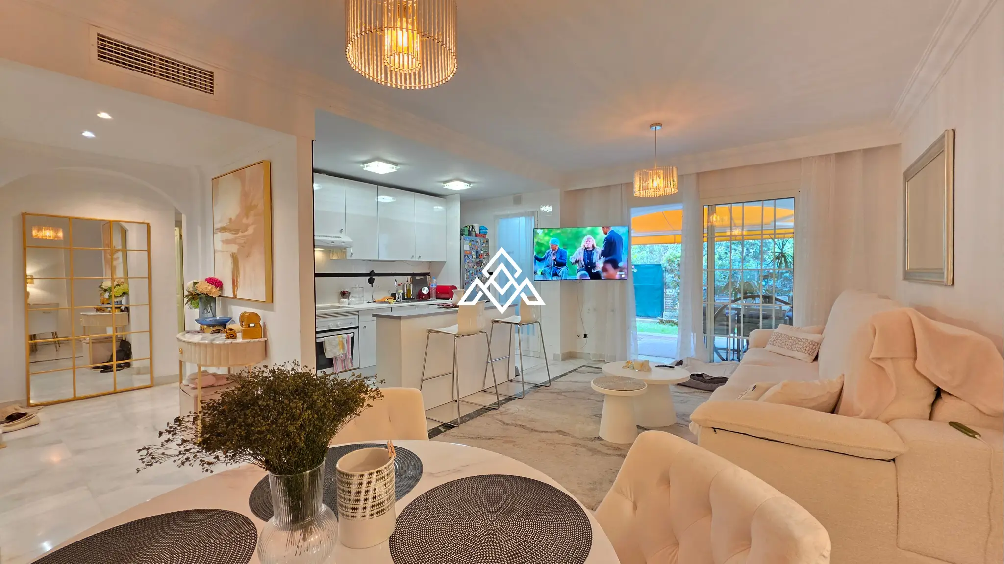 Exclusive Golden Mile Garden Apartment with private garden, terrace and 24h security. Prime Spain real estate in Marbella near the beach.