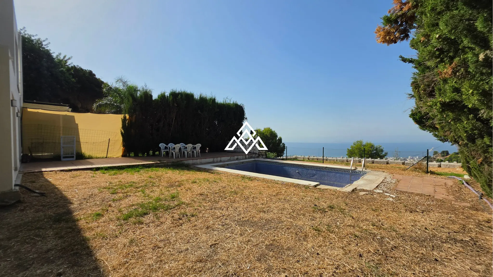 Fully renovated Panoramic Sea View Villa on the Costa del Sol with 5 bedrooms, 100 m² of terraces and stunning Mediterranean views.