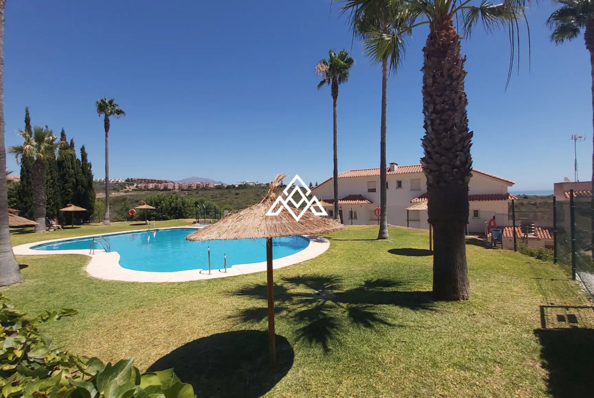 Vistalmar Duquesa Apartment with panoramic sea views and terrace in Manilva