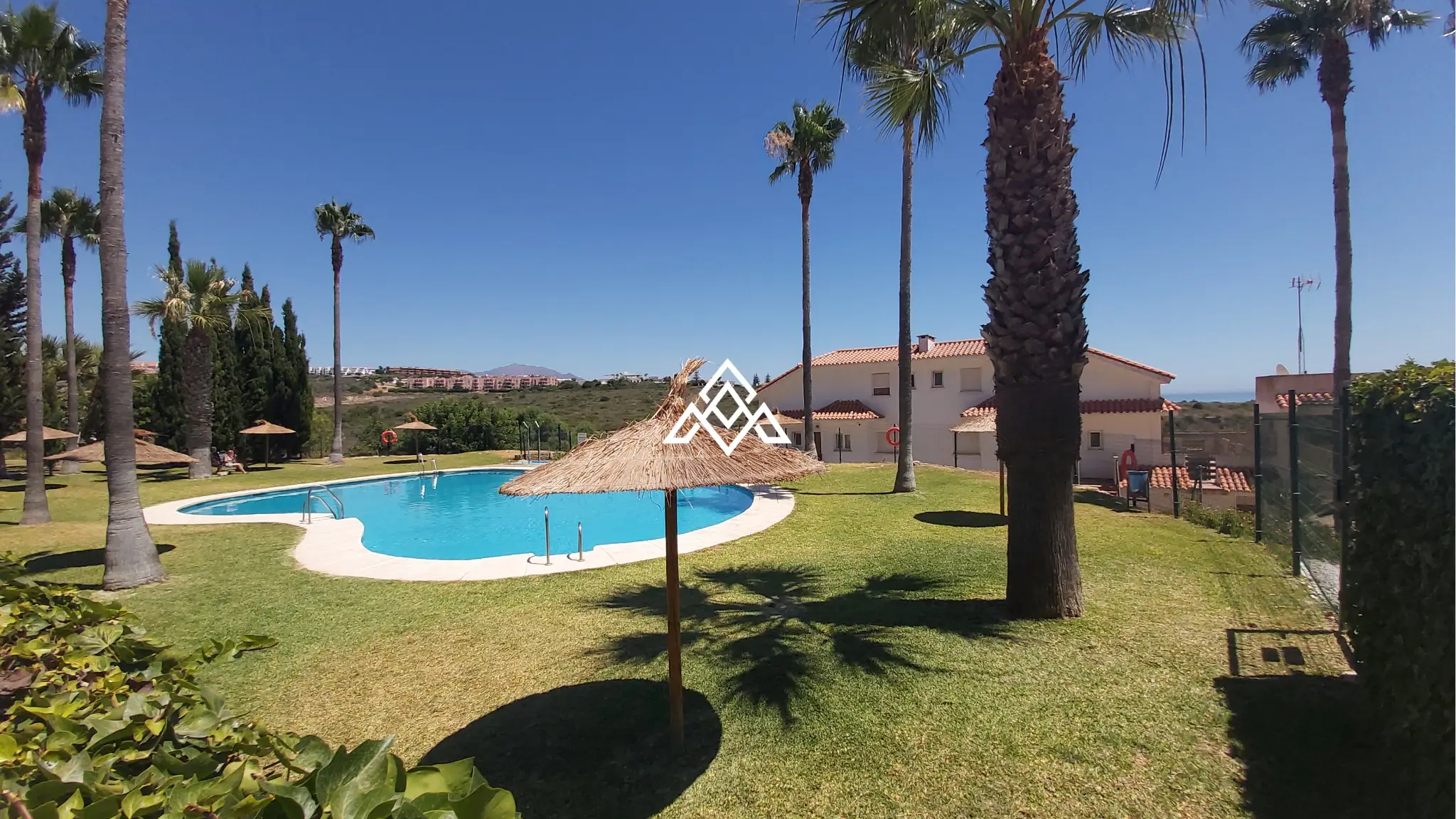 Vistalmar Duquesa Apartment with panoramic sea views and terrace in Manilva