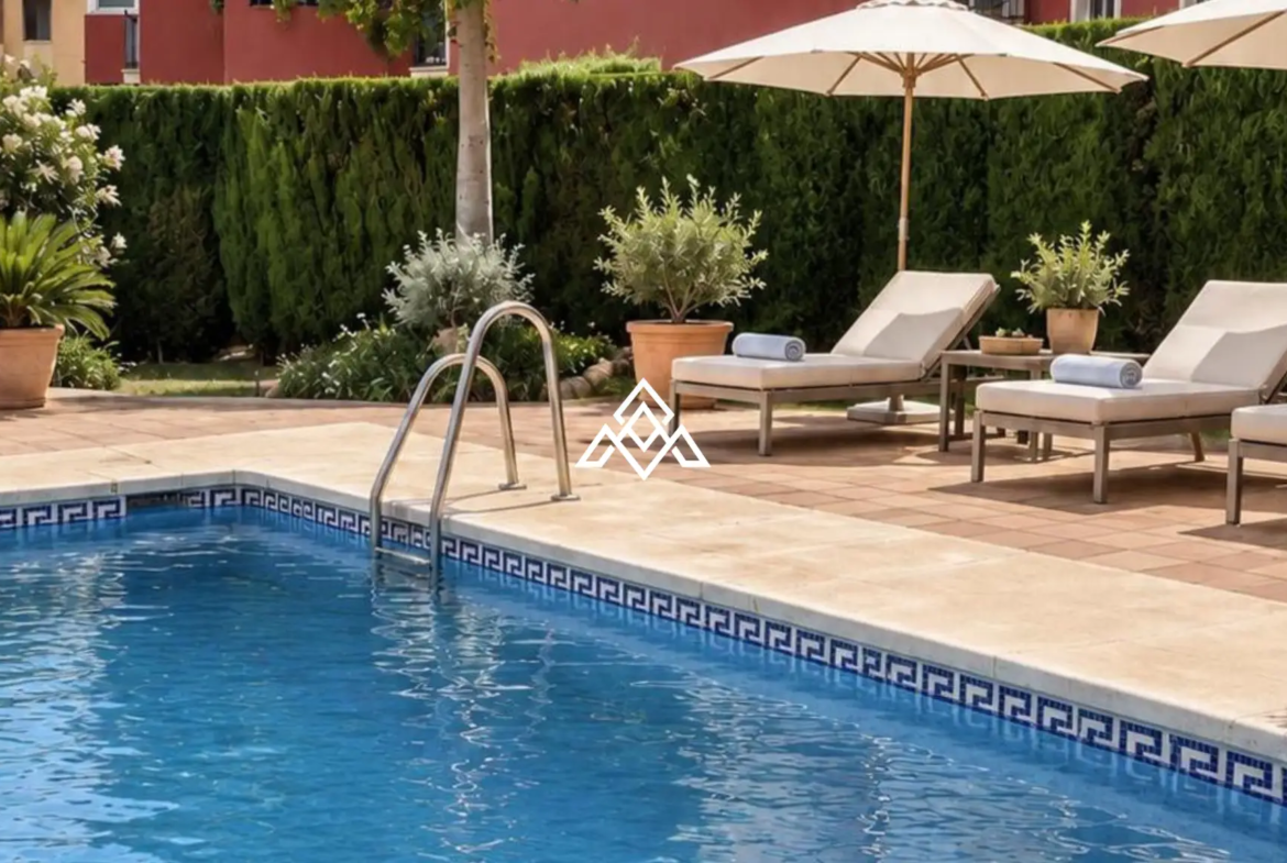 Riviera del Sol Penthouse with 60 m² terrace and golf course views in Mijas Costa