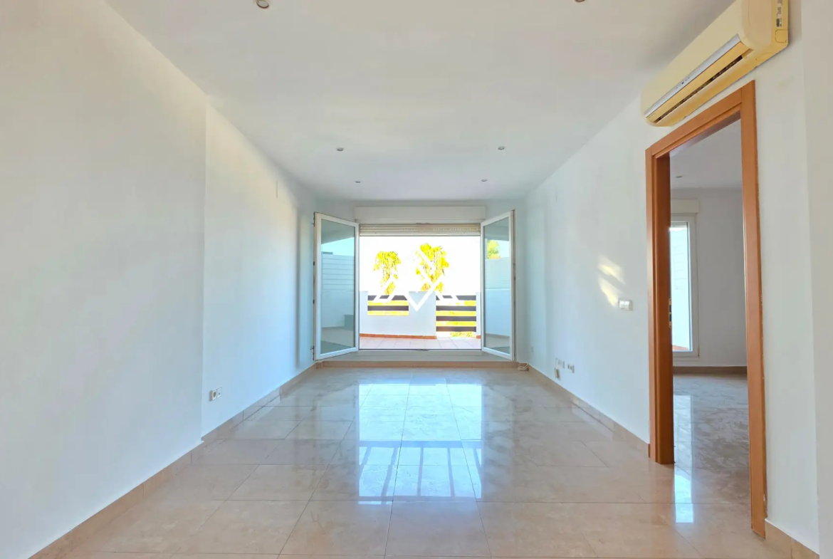 Vistalmar Duquesa Apartment with panoramic sea views and terrace in Manilva