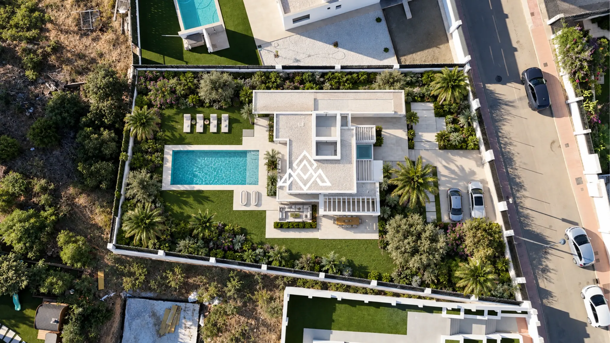 MPA-0130 Valle Romano plot in Estepona with preliminary villa project and golf views