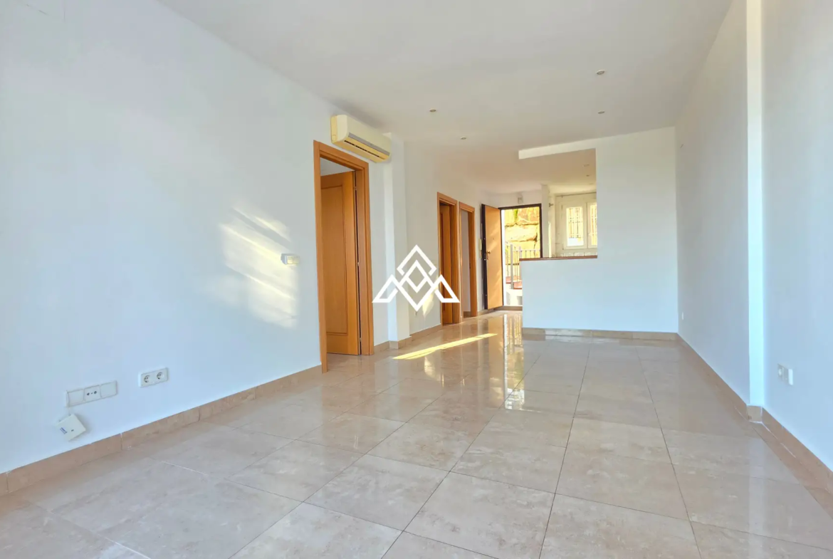 Vistalmar Duquesa Apartment with panoramic sea views and terrace in Manilva