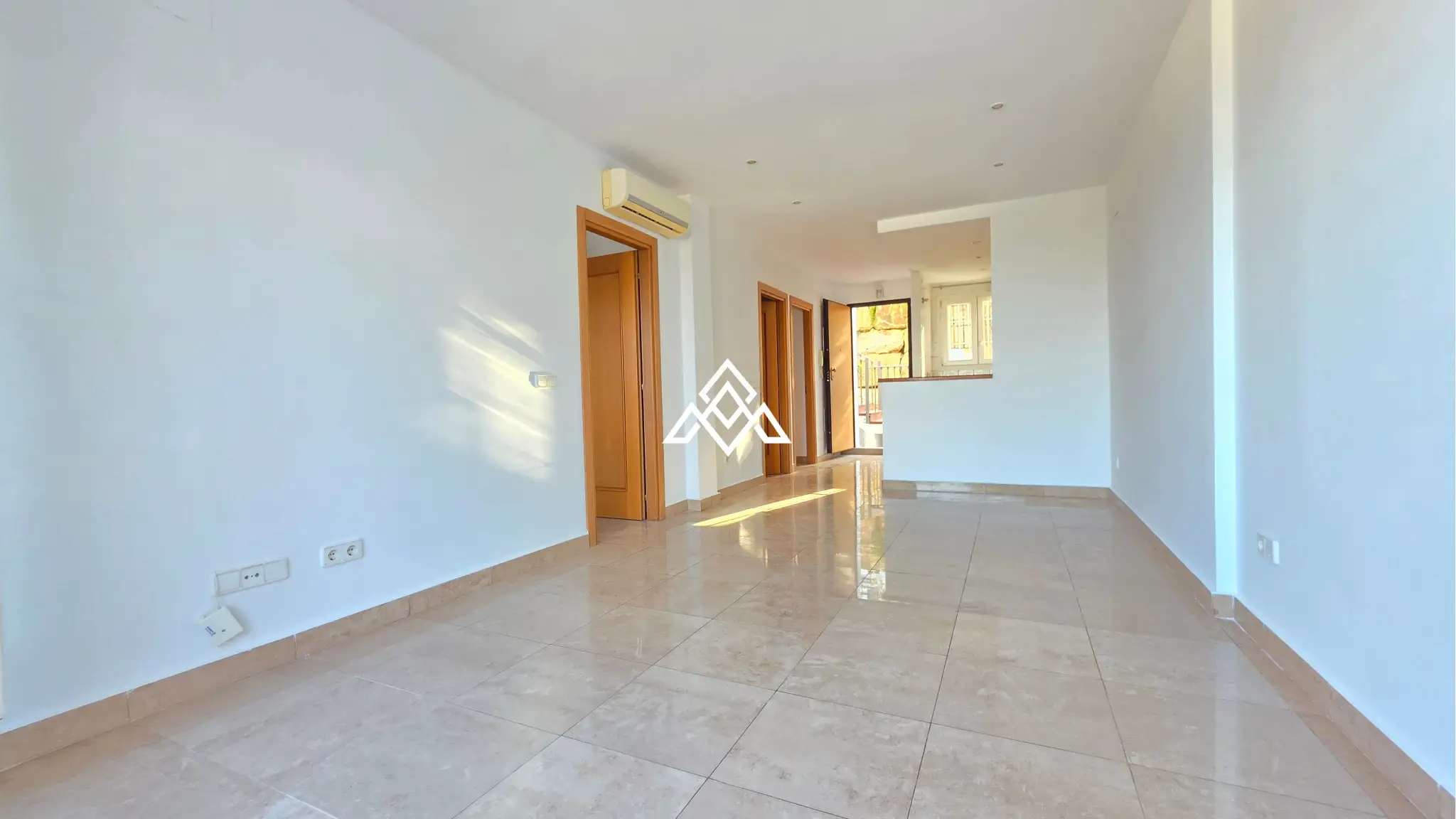 Vistalmar Duquesa Apartment with panoramic sea views and terrace in Manilva