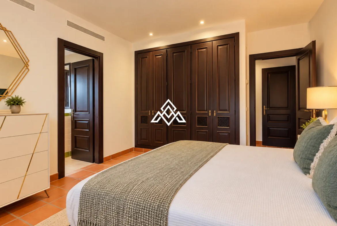 Sotogrande Golf Villa – Renovated Andalusian Luxury on the Golf Frontline