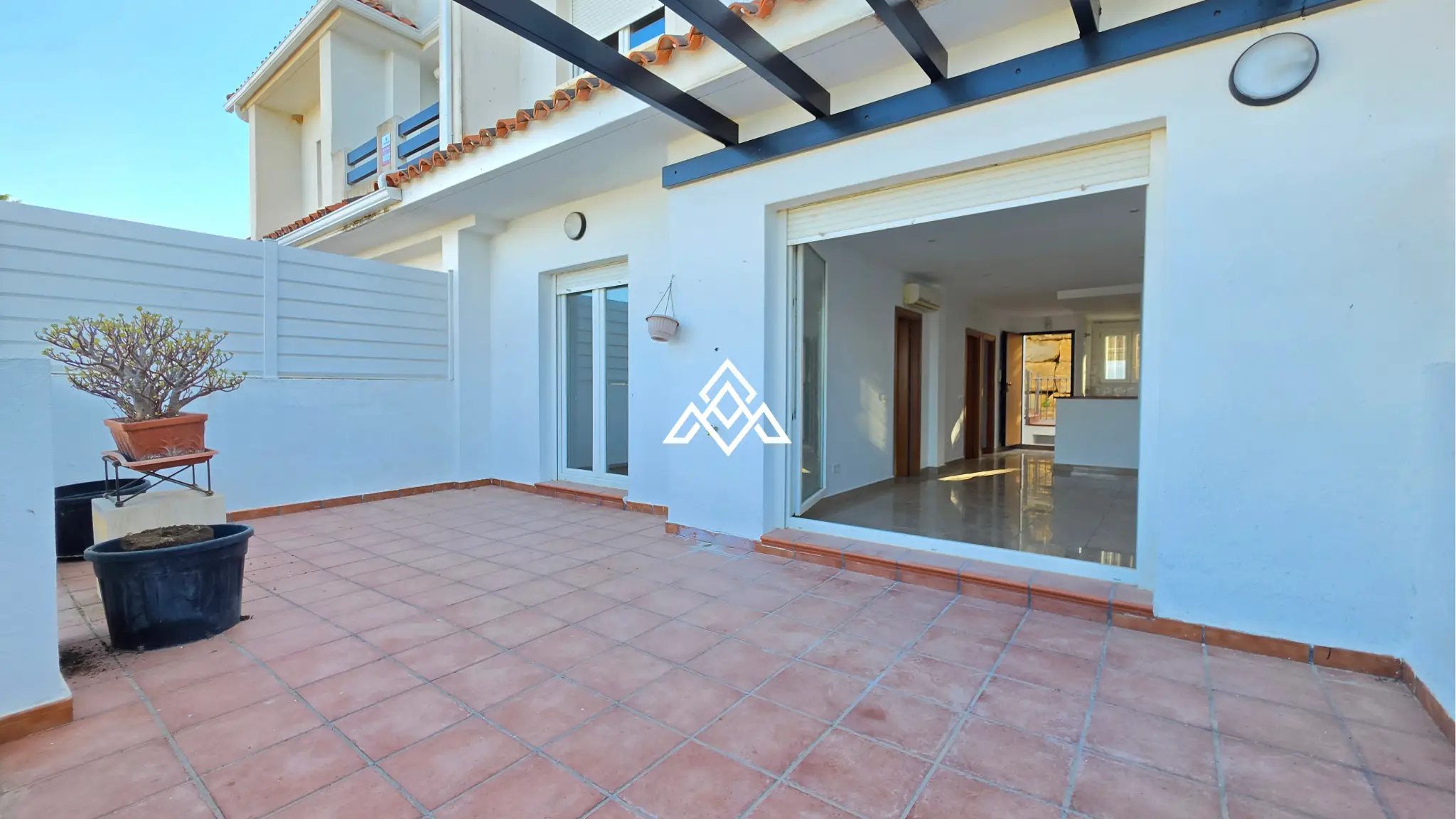 Vistalmar Duquesa Apartment with panoramic sea views and terrace in Manilva