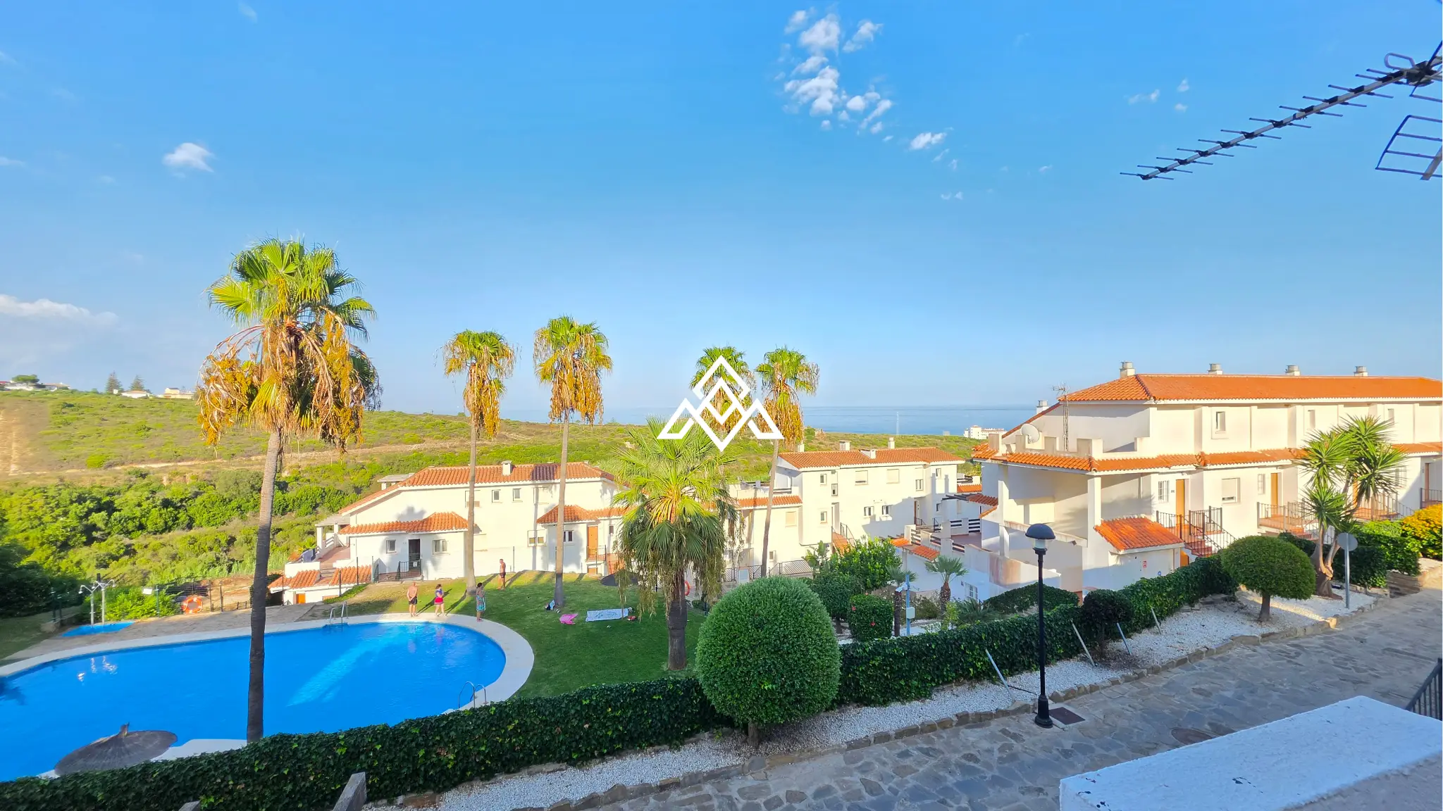Vistalmar Duquesa Apartment with panoramic sea views and terrace in Manilva