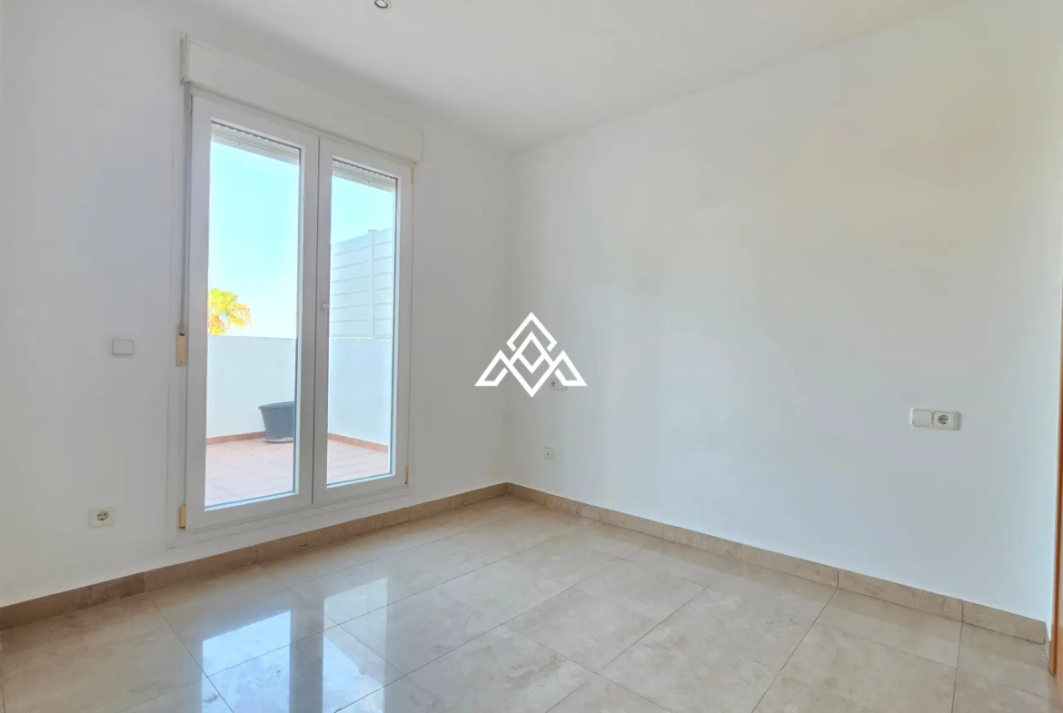 Vistalmar Duquesa Apartment with panoramic sea views and terrace in Manilva