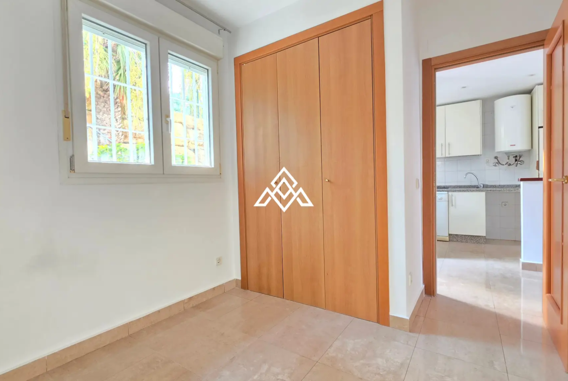 Vistalmar Duquesa Apartment with panoramic sea views and terrace in Manilva