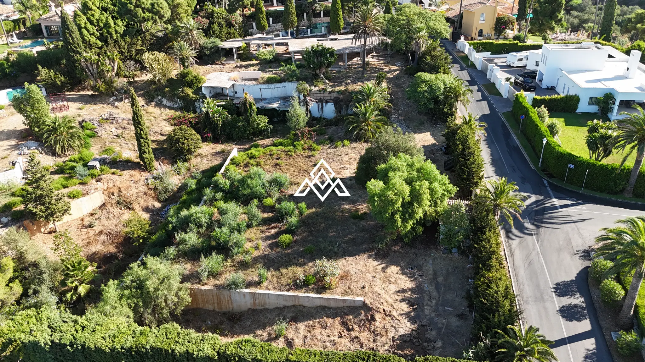 MPA-0124 Hacienda de Las Chapas plot for sale in Marbella with panoramic sea views, 4,000 m² of land and a villa project awaiting a building licence.
