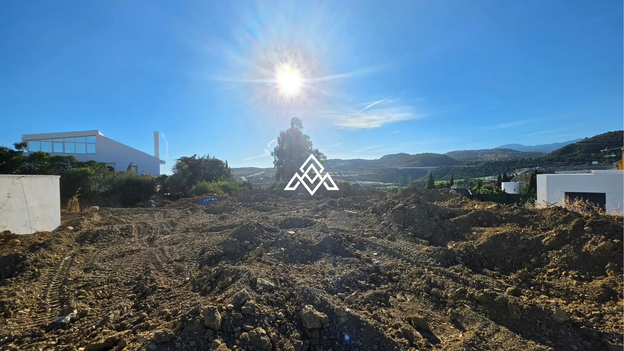 MPA-0130 Valle Romano plot in Estepona with preliminary villa project and golf views