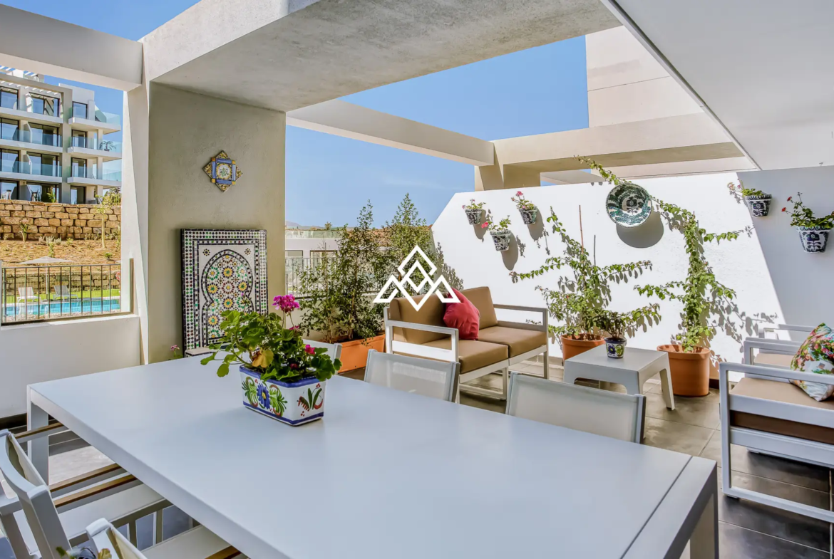Hacienda el Sueño Apartment with 29 m² terrace and swimming pool views in Mijas