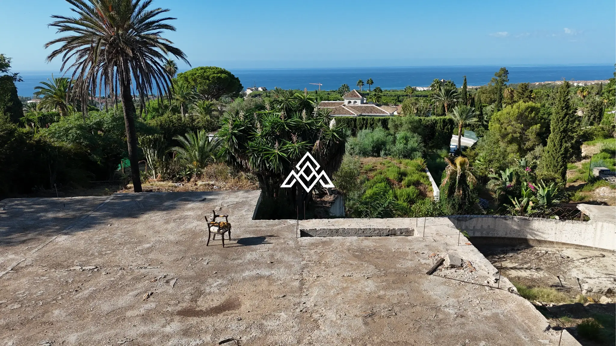 MPA-0124 Hacienda de Las Chapas plot for sale in Marbella with panoramic sea views, 4,000 m² of land and a villa project awaiting a building licence.