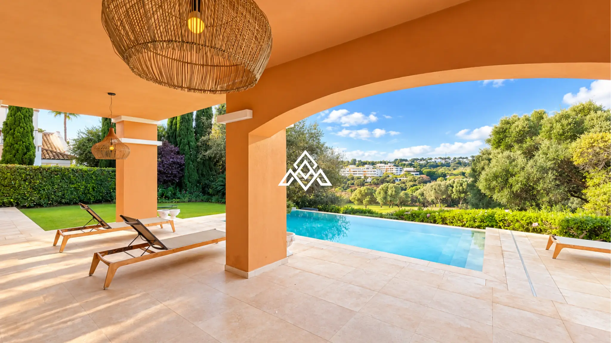 Sotogrande Golf Villa – Renovated Andalusian Luxury on the Golf Frontline