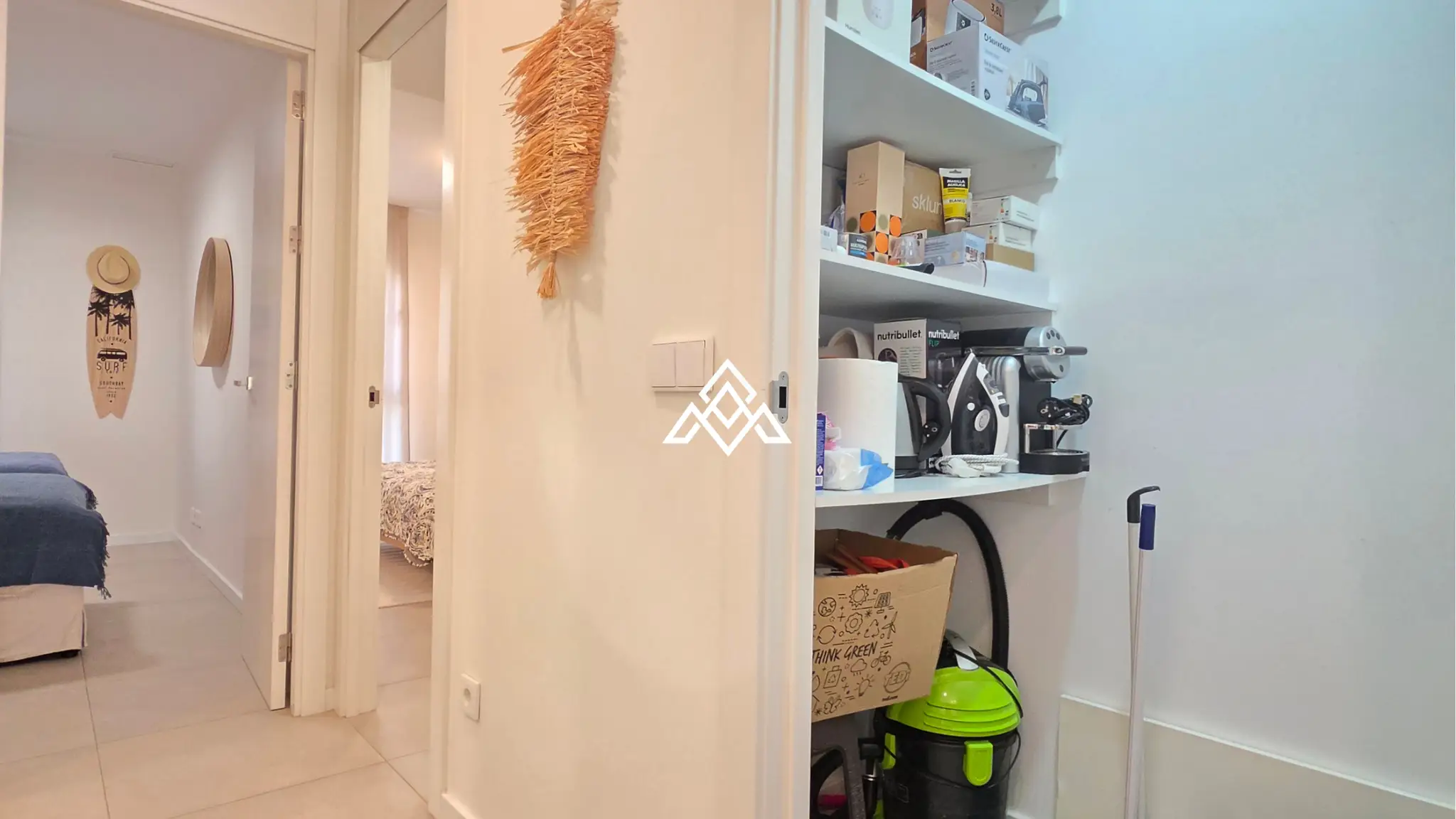Estepona Garden Apartment with private garden, terrace, garage and valid tourist licence. Ideal investment property in Spain.