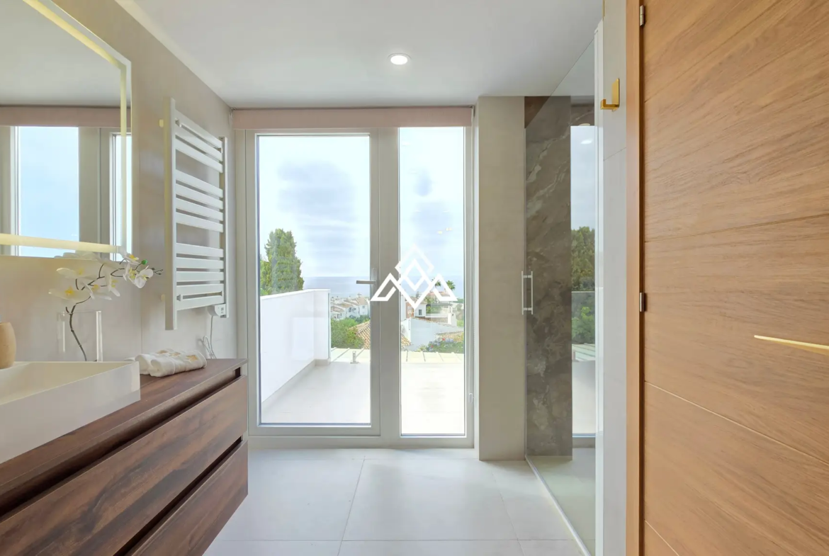 Discover this brand-new renovated villa in Riviera del Sol, Mijas Costa, with panoramic sea views, 3 bedrooms, 3 bathrooms and spacious terraces.