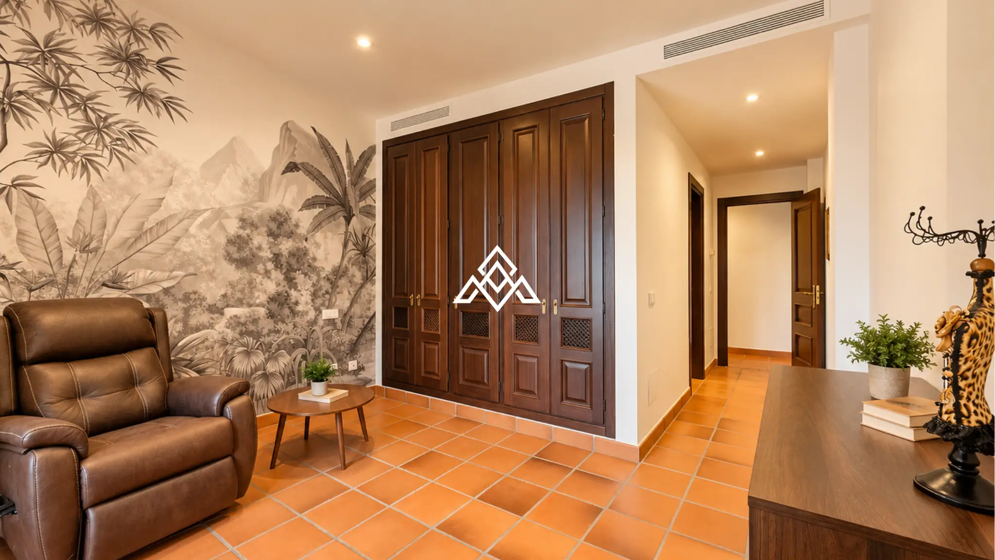 Sotogrande Golf Villa – Renovated Andalusian Luxury on the Golf Frontline