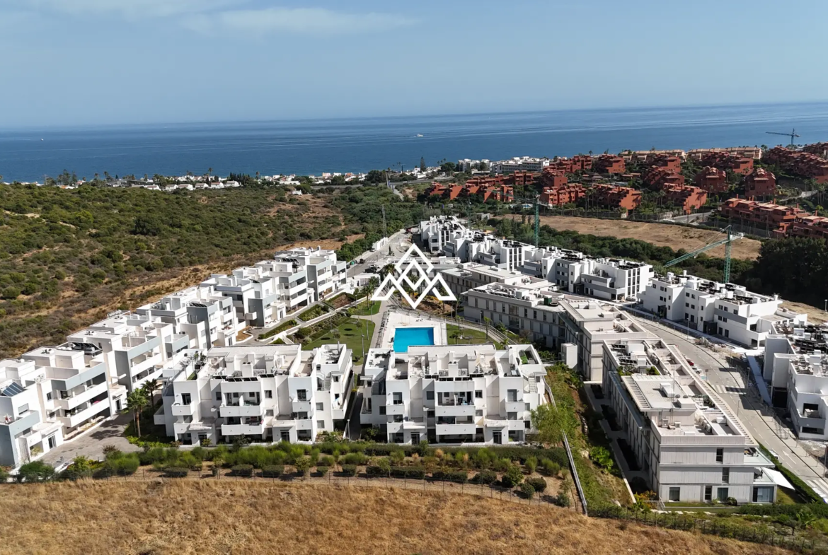 Estepona Garden Apartment – Private Garden & Tourist Licence