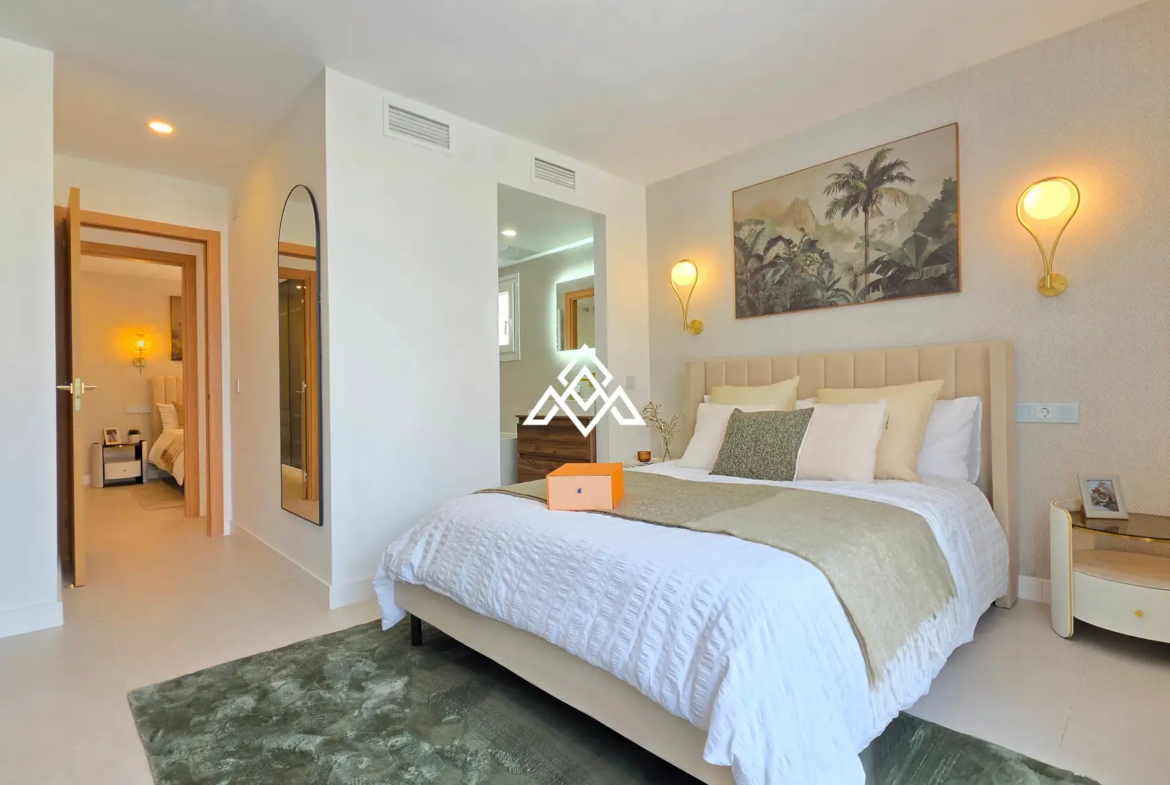 Discover this brand-new renovated villa in Riviera del Sol, Mijas Costa, with panoramic sea views, 3 bedrooms, 3 bathrooms and spacious terraces.