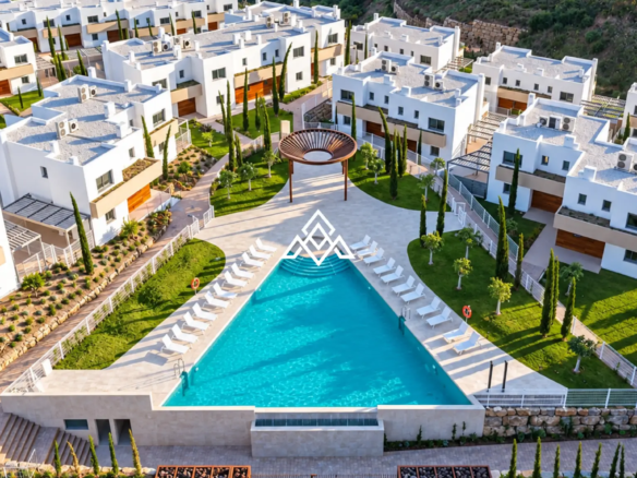 Mijas Semi-Detached House with 3 bedrooms, sea views and 75 m² of terraces. Discover this modern home for sale on the Costa del Sol.