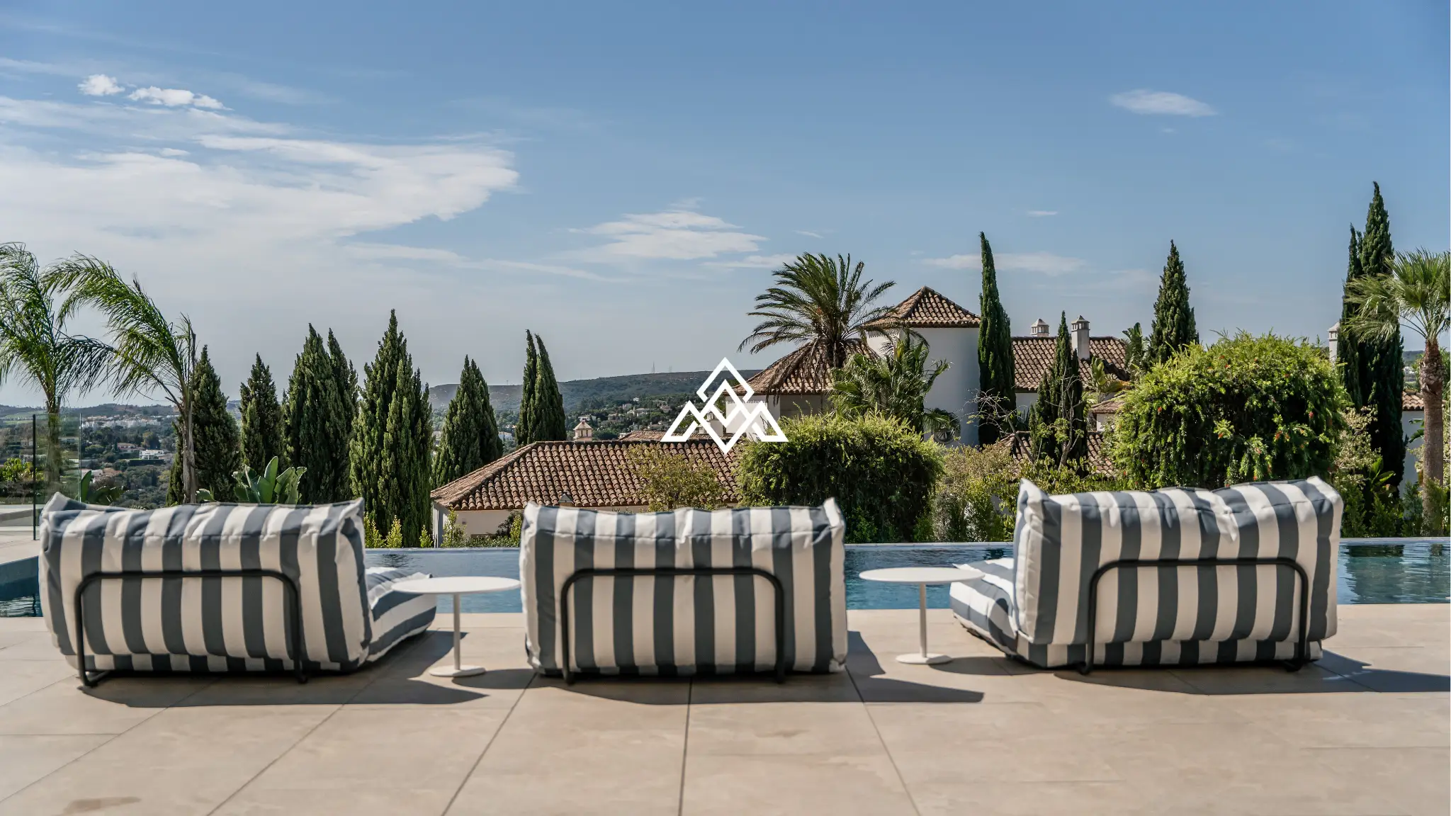 Luxury La Reserva villa for sale in Sotogrande with panoramic sea views and indoor swimming pool.