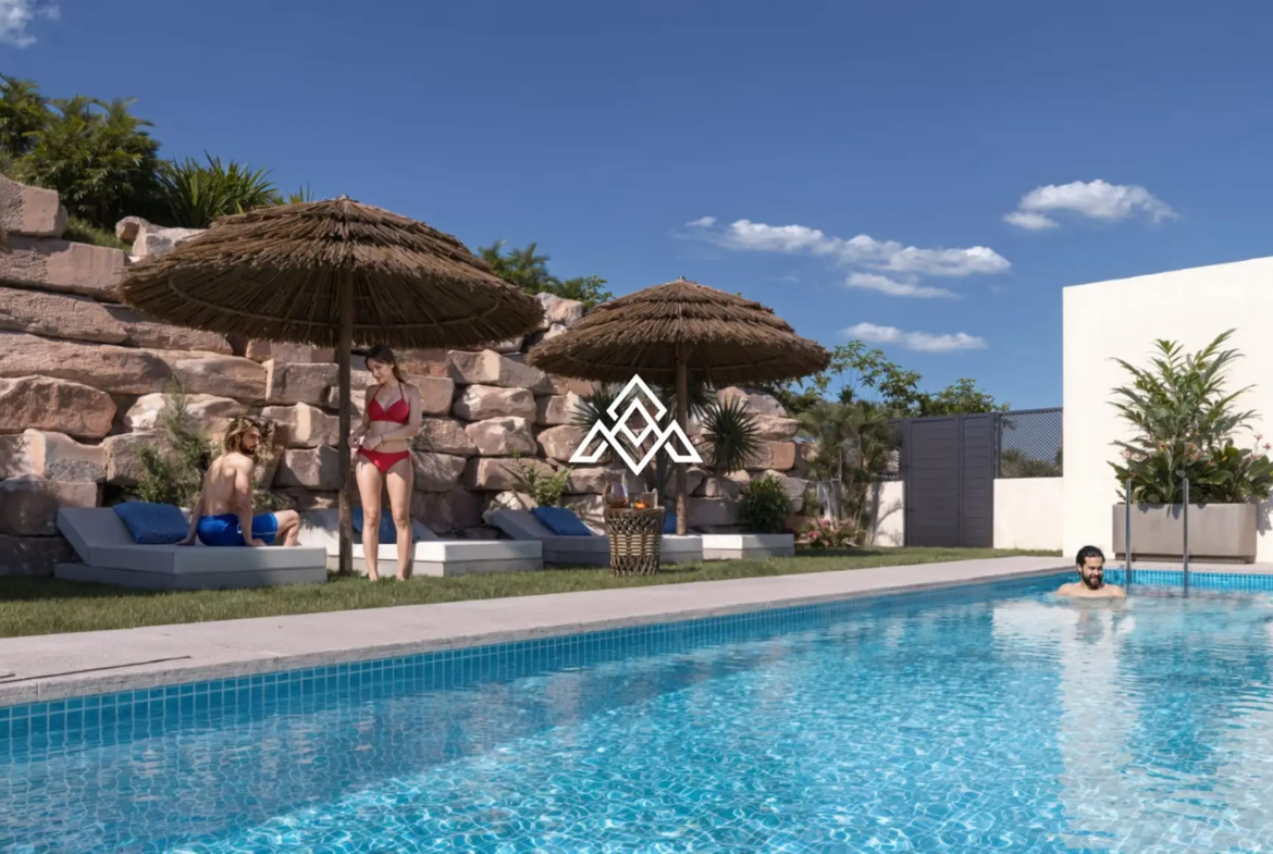 Golf Townhouses Costa del Sol – Spacious 3-Bedroom Homes with Solarium