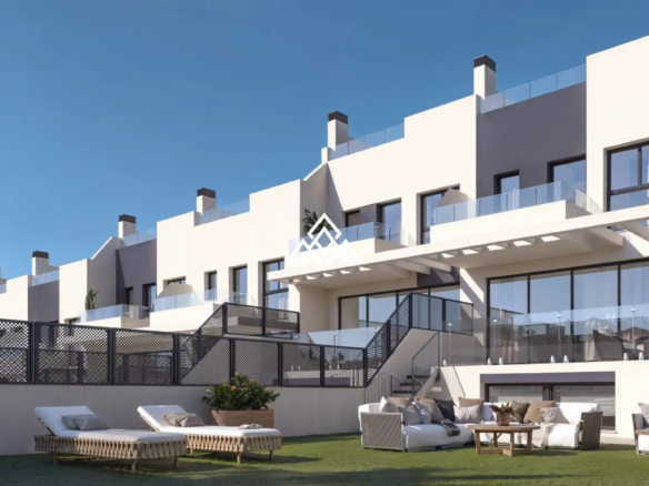 Golf Townhouses Costa del Sol with rooftop solarium and golf and mountain views