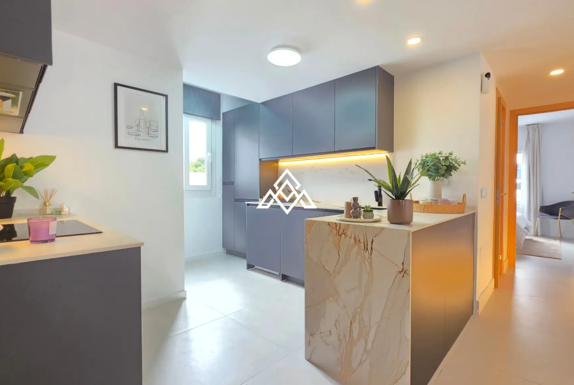 Discover this brand-new renovated villa in Riviera del Sol, Mijas Costa, with panoramic sea views, 3 bedrooms, 3 bathrooms and spacious terraces.