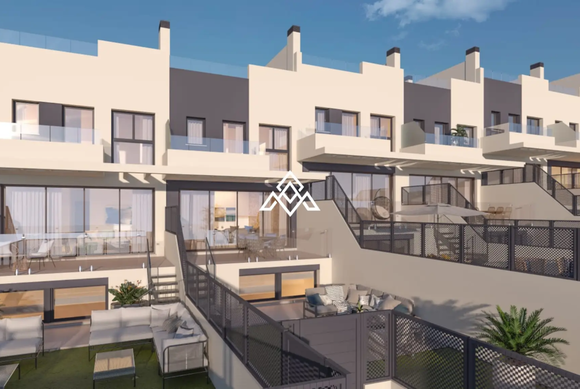 Golf Townhouses Costa del Sol – Spacious 3-Bedroom Homes with Solarium