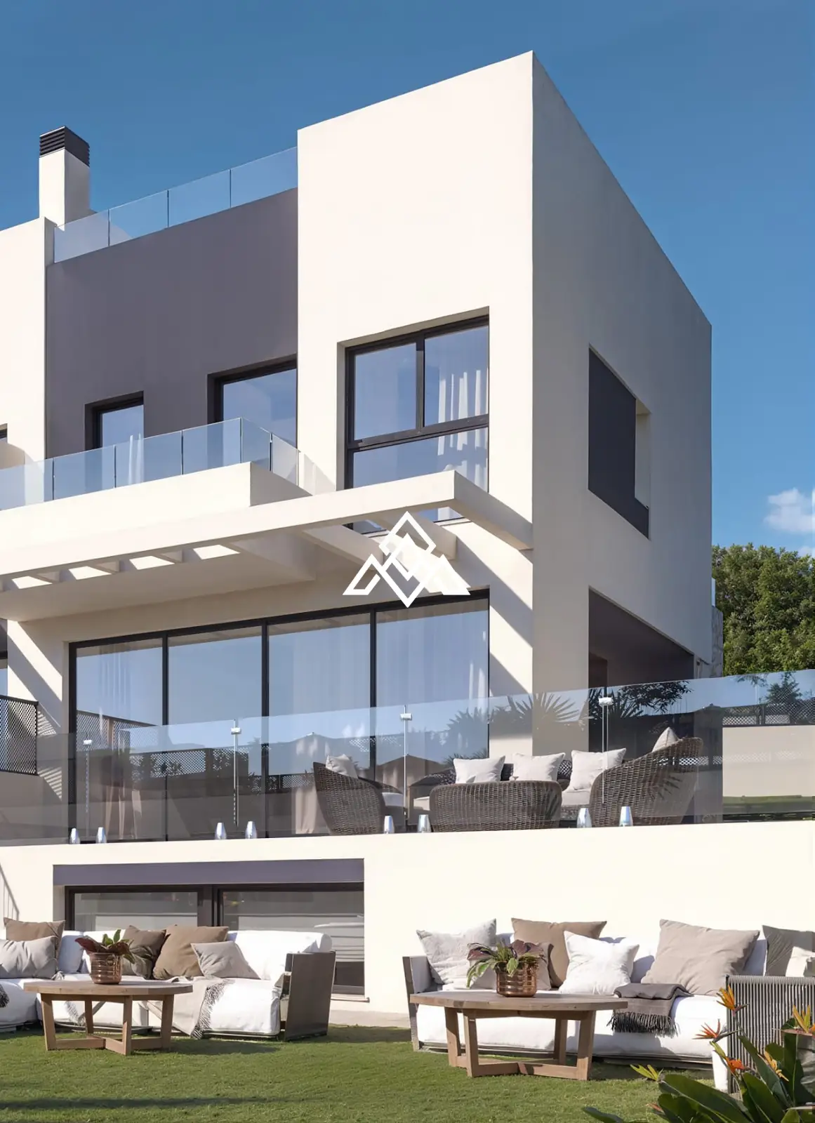 Golf Townhouses Costa del Sol – Spacious 3-Bedroom Homes with Solarium