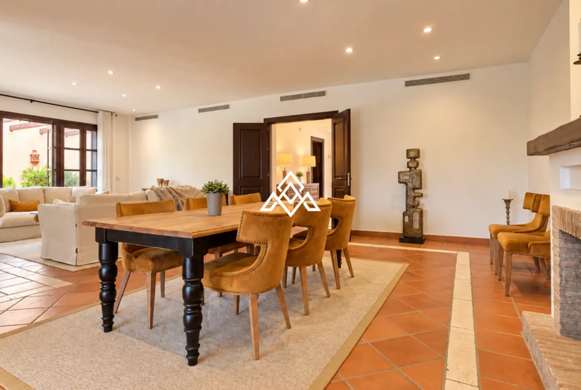 Sotogrande Golf Villa – Renovated Andalusian Luxury on the Golf Frontline