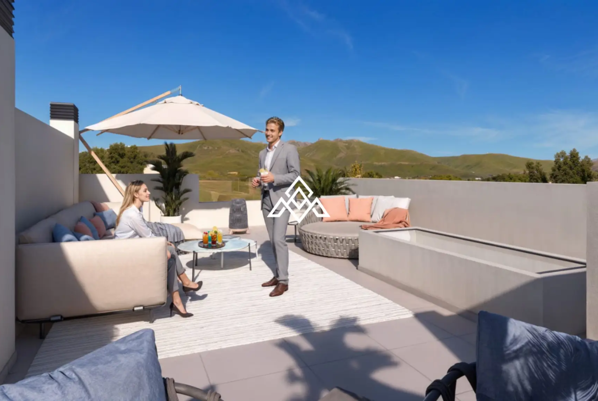 Golf Townhouses Costa del Sol – Spacious 3-Bedroom Homes with Solarium