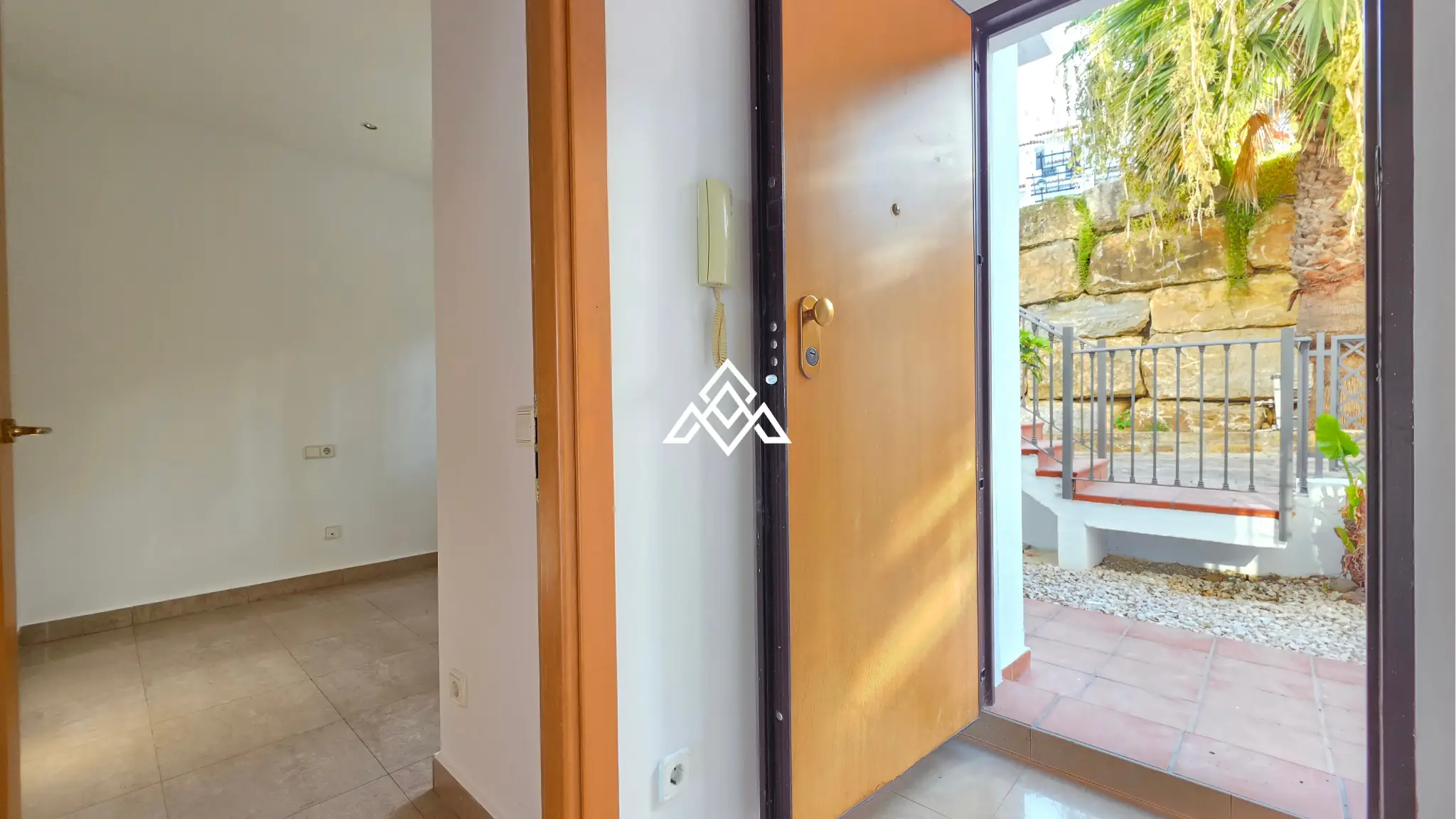 Vistalmar Duquesa Apartment with panoramic sea views and terrace in Manilva